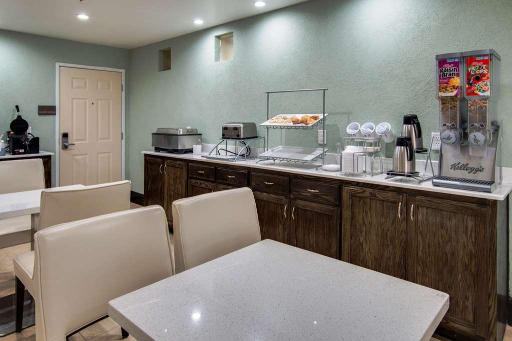 Scottish Inns White Settlement Restaurant photo